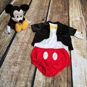Disney Parks *RARE* Mickey Outfit